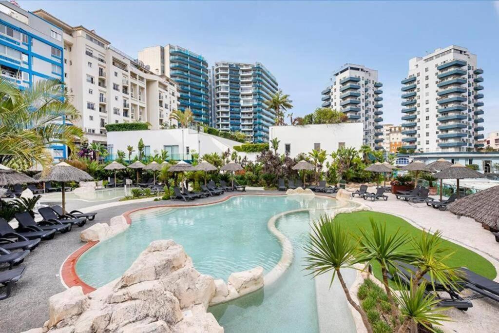 Gibraltar Luxury With Rooftop Pools & Views エクステリア 写真